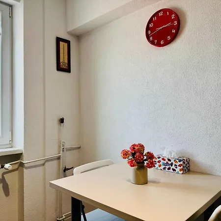 Apartament Joy Dragalina 33 *
